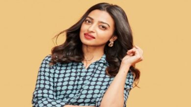 Radhika Apte: Radhika Apte got locked in Aerobridge, shared her post and shared her ordeal.